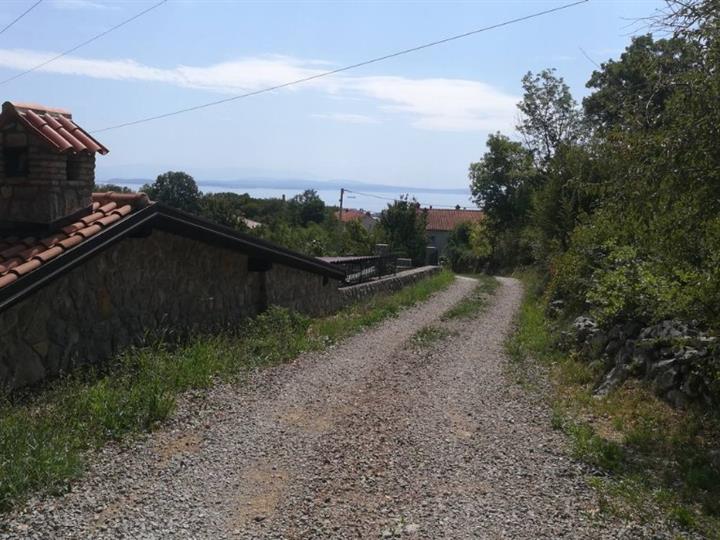 Srdoči, teren