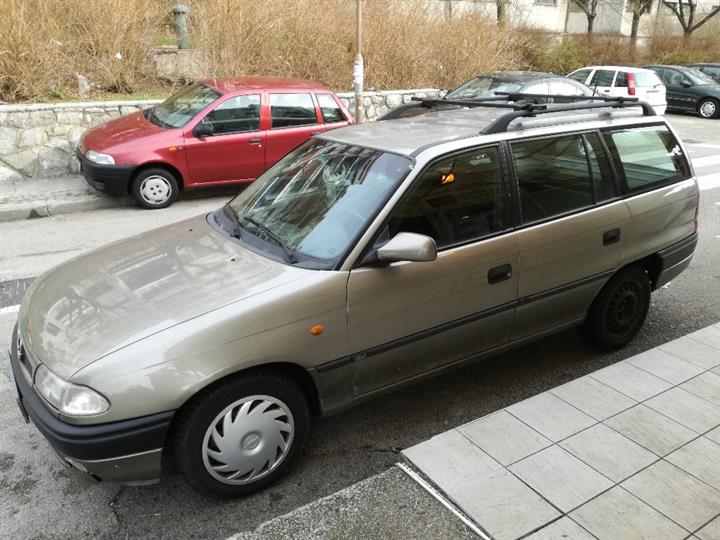 Opel Astra F, karavan