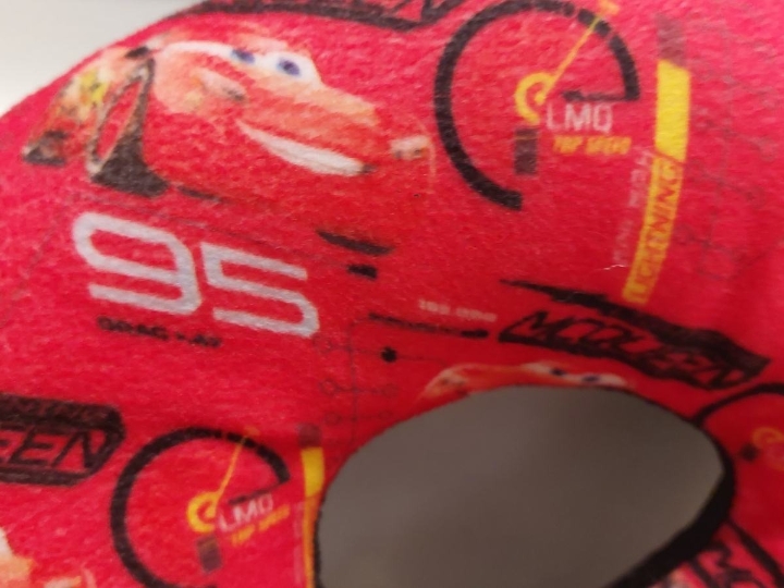 Munjeviti Jurić jastuk za putovanja