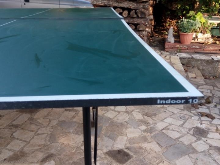 Stol za stolni tenis