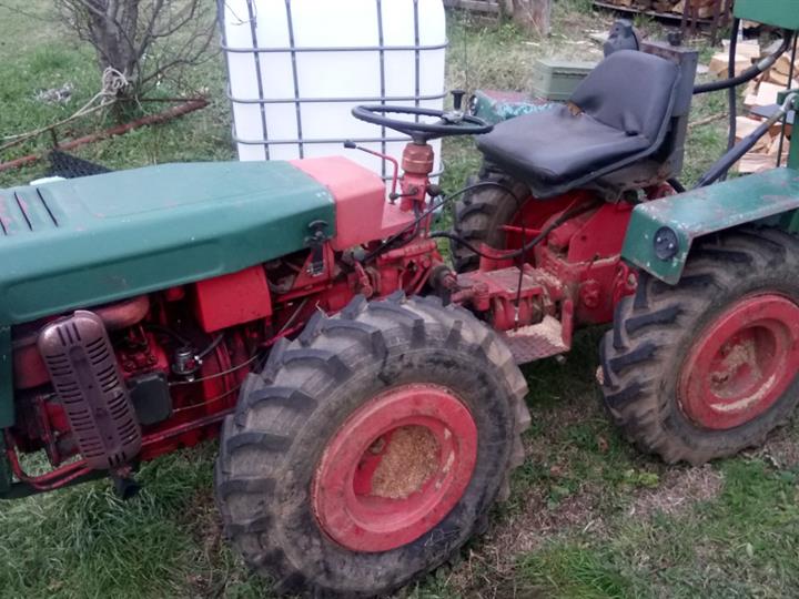 Traktor Tomo Vinković 730