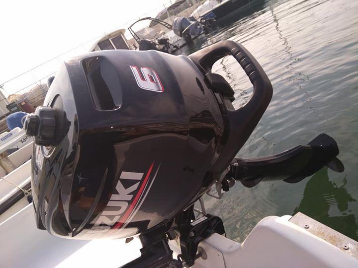 Barka Vega 4.5, motor Suzuki 6