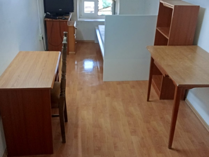 Centar, soba, uključene režije