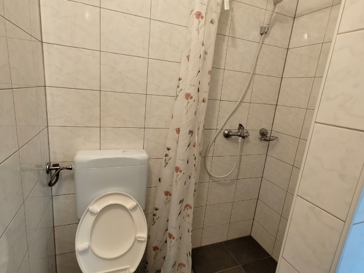 Namještena garsonjera na G. Zametu