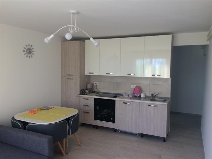 Srdoči, 1S+DB, kompletno renoviran