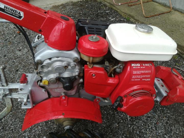 Motokultivator Honda F620