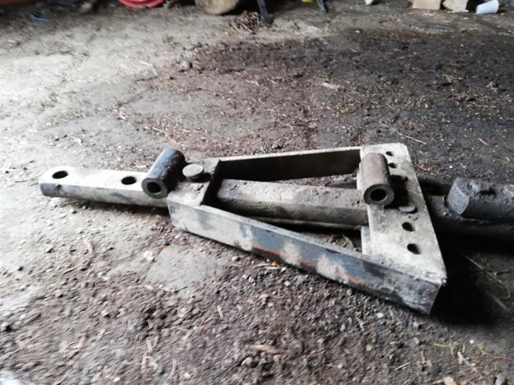 Kuka za traktor IMT