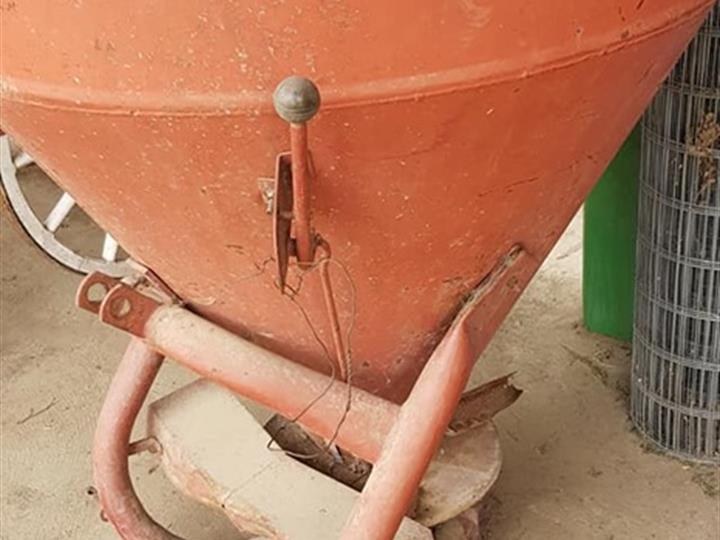 Rasipač umjetnog gnojiva