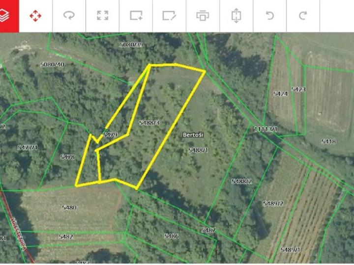 Bertoši, Hrestenica