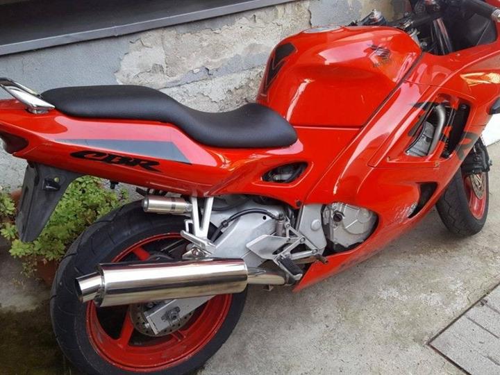 Honda CBR 600 F
