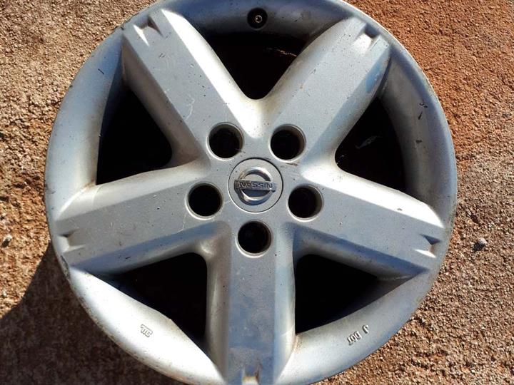 Nissan X trail T-30