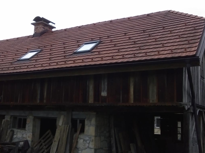 Gorski kotar, kuća s terenom