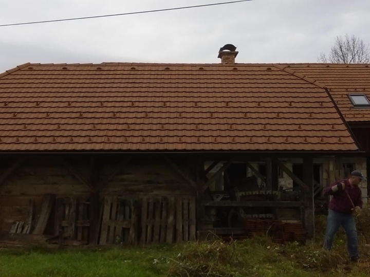 Gorski kotar, kuća s terenom