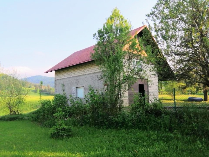 Stari Laz mijenjam za stan u Rijeci