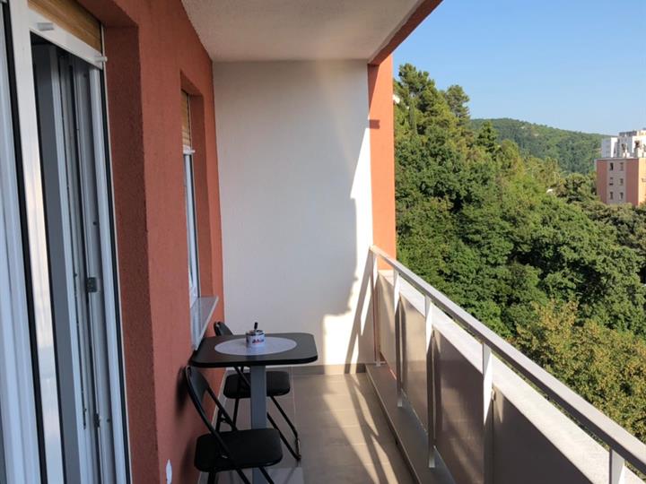 Gornja Vežica, dvosoban stan + DB
