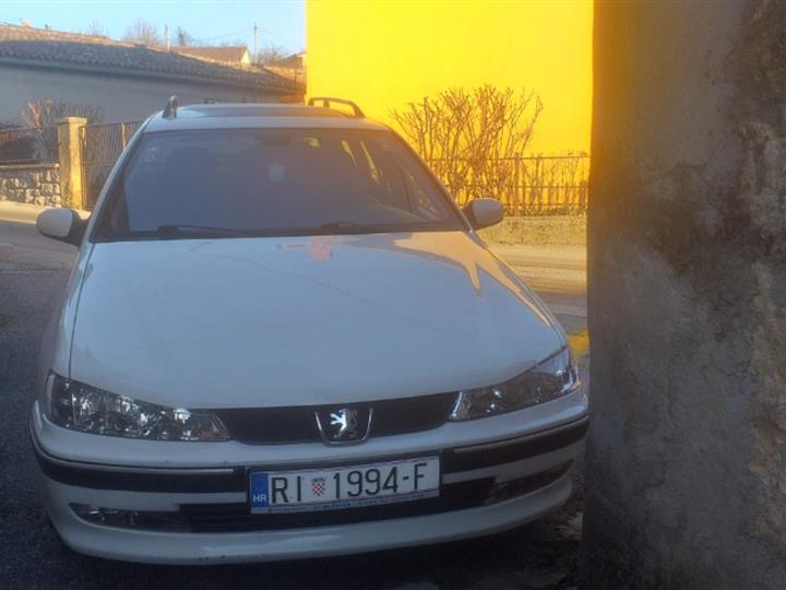 Peugeot 406