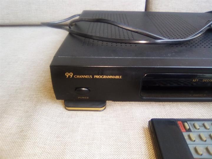 Stereo sat. rec. Quadral SAT SR-802