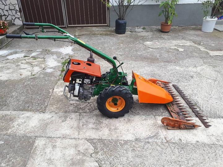 Motokultivator i priključci