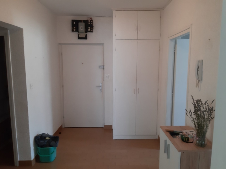 Jednosoban stan, Krimeja