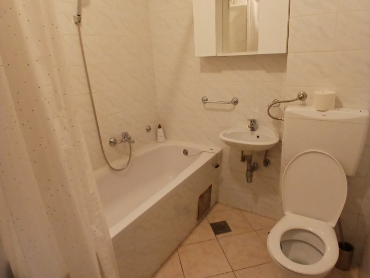 Krimeja, 2S+DB (trosoban) 