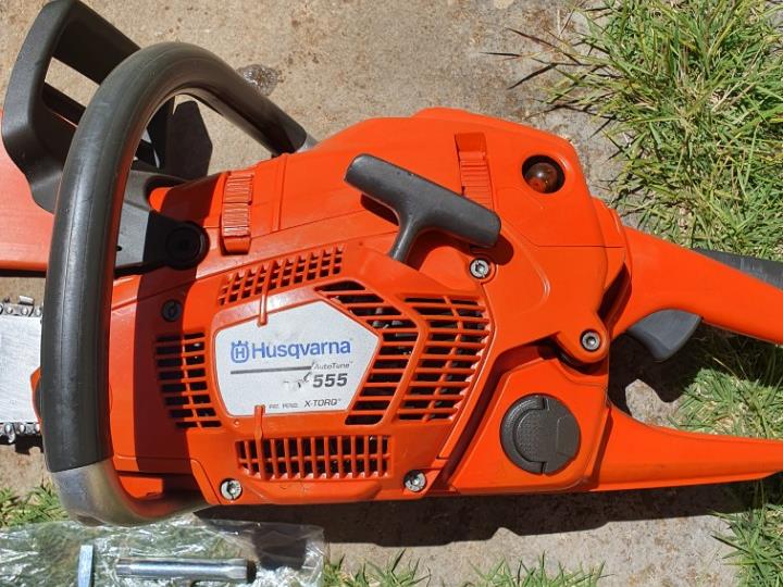 Husqvarna 555!