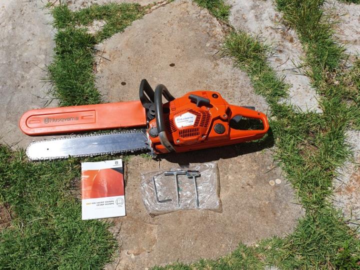 Husqvarna 555!