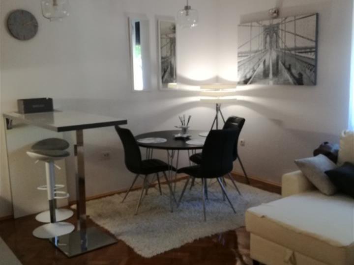 Rijeka, širi centar, 2S+DB, 1. kat