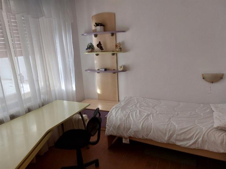 Iznajmljujem stan u kući