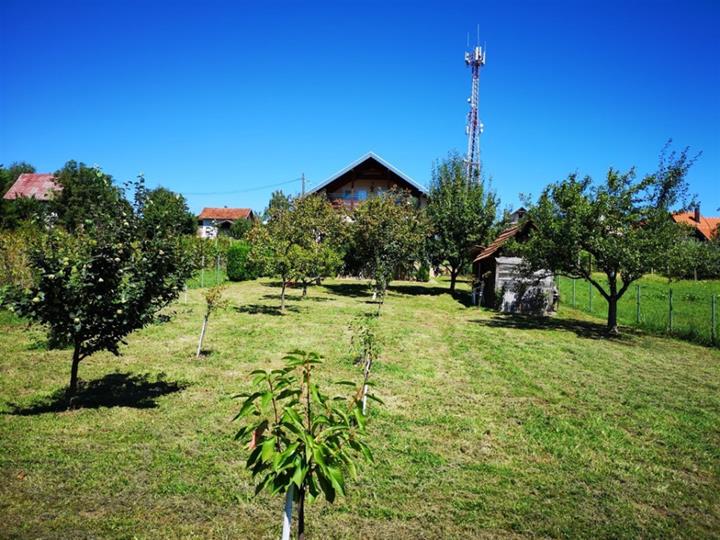 Kuća Dugo Selo, Martin breg