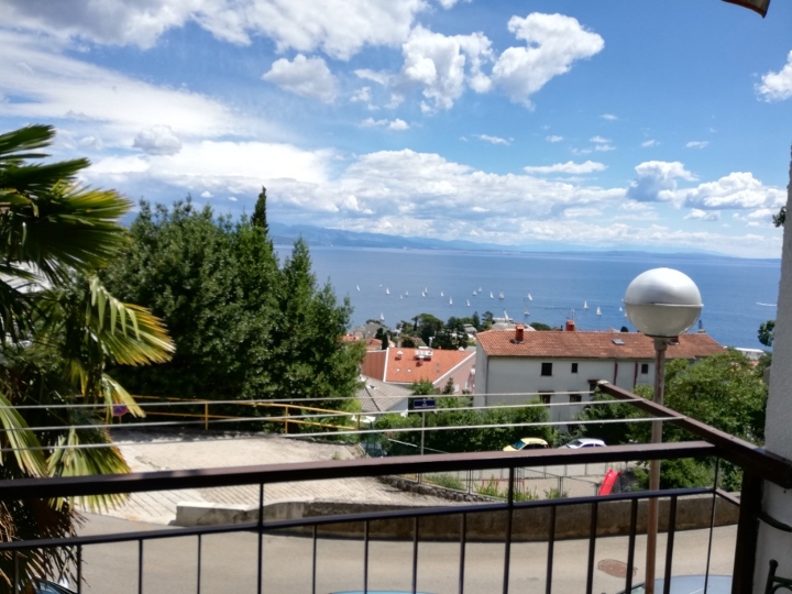 Stan na prodaju Opatija, Šet. Carmen Sylve, 71.4m2, predivan pogled