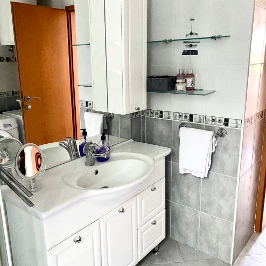 Stan na prodaju Opatija, Šet. Carmen Sylve, 71.4m2, predivan pogled