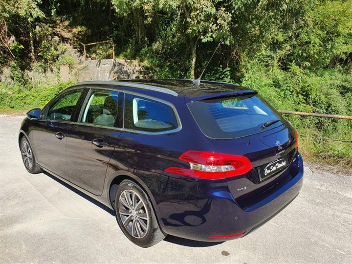 Peugeot 308 SW Allure 1.6 BlueHDI