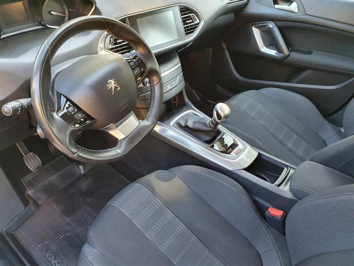 Peugeot 308 SW Allure 1.6 BlueHDI