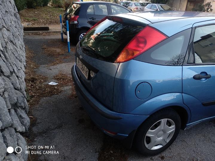 Ford Focus 1.4 benzin/plin