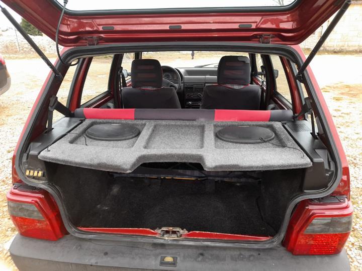 Fiat Uno 1.0 E Base u top stanju