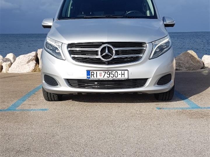 Mercedes V-klasa 220D Avantgarde