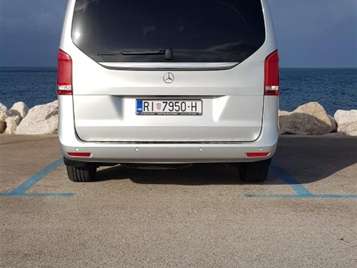 Mercedes V-klasa 220D Avantgarde