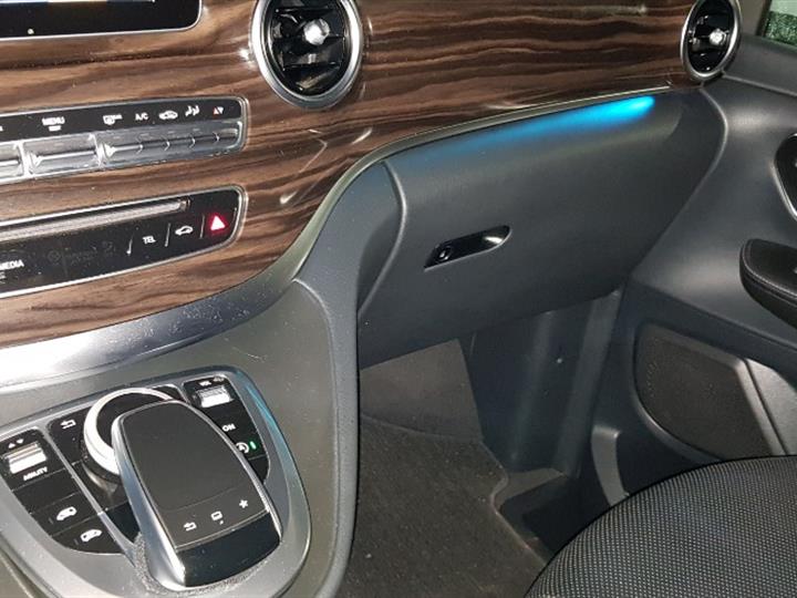 Mercedes V-klasa 220D Avantgarde