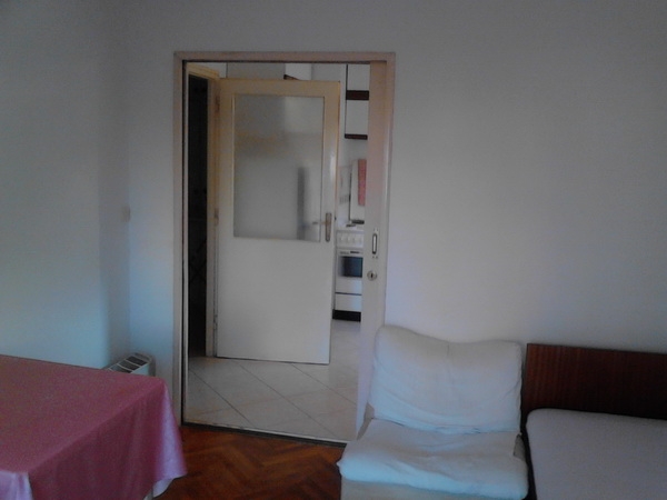 Studentice, zaposlene djevojke, 62 m2