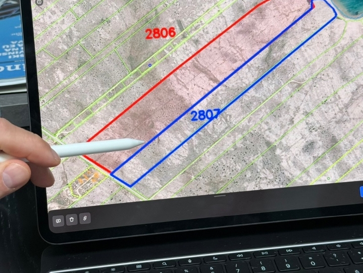 Otok Pag, Novalja, zemljište 121.000m2  uz more zona T-3 Kamp