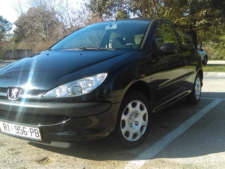 Peugeot 206, 1.4 benzin
