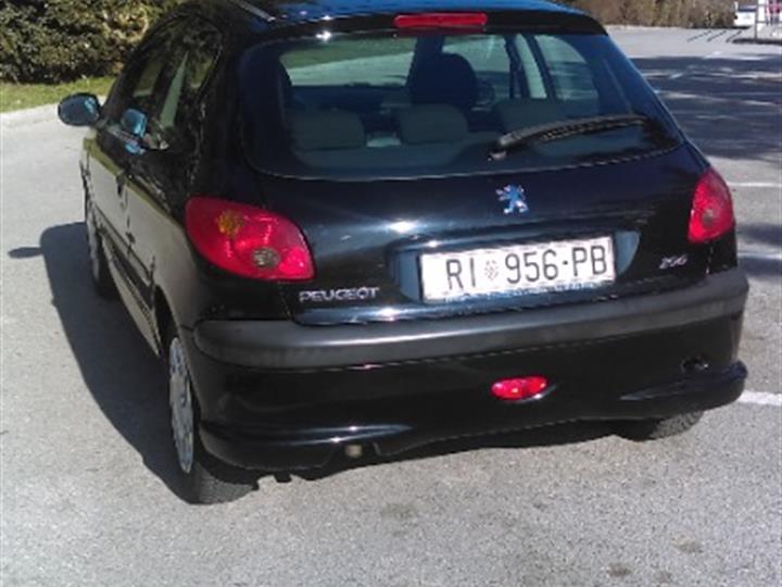 Peugeot 206, 1.4 benzin