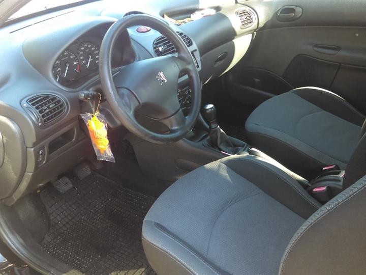 Peugeot 206, 1.4 benzin