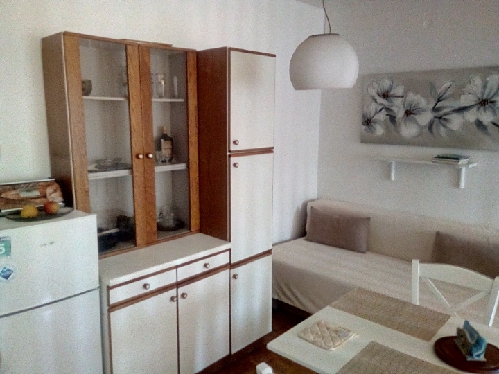 Podmurvice, garsonijera (34 m2)