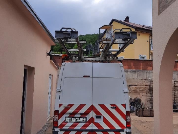 Hidraulični nosači za ljestve
