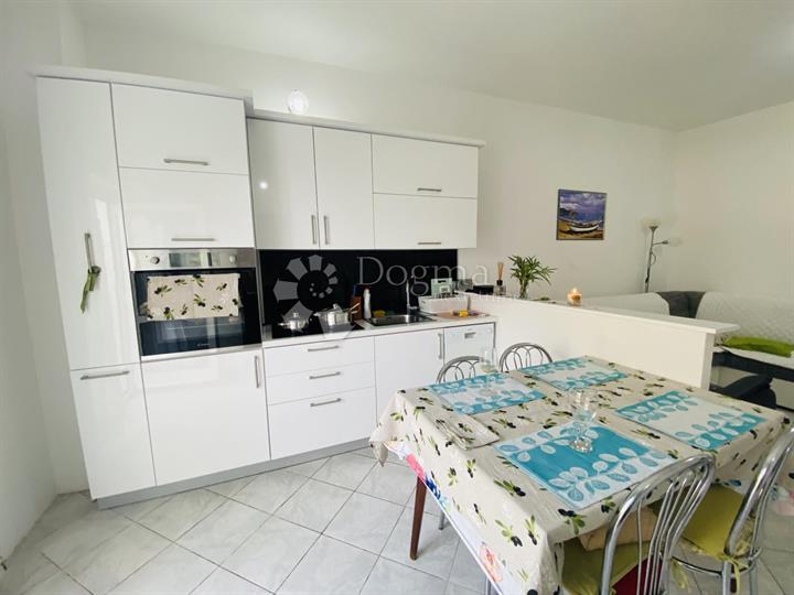 Apartman, Njivice