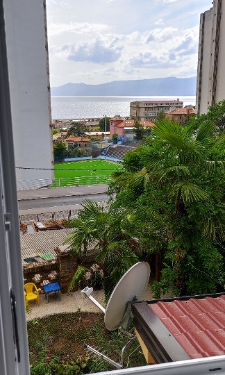 Najam studentima ili zaposlenima