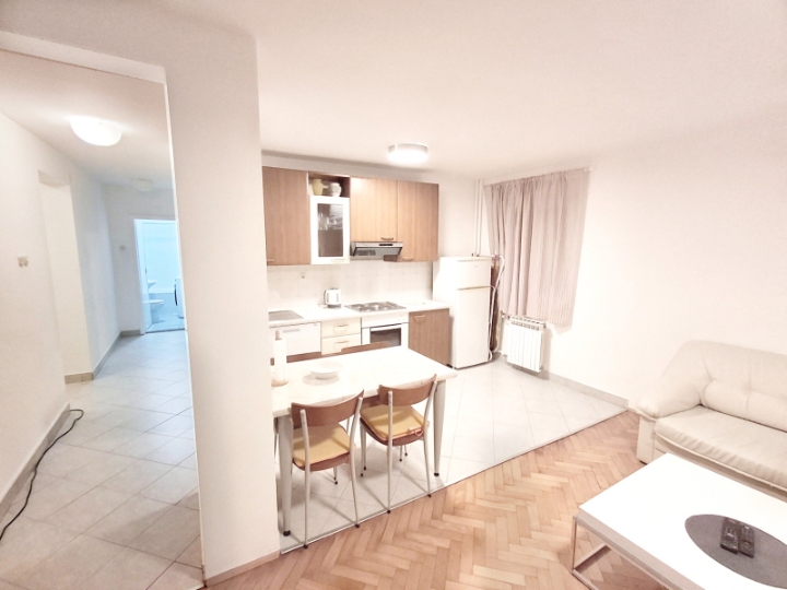 Vojak, 2S+DB, uređen stan, 650€