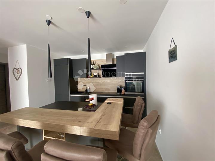 Rešetari, stan u novogradnji, Kvarner na dlanu