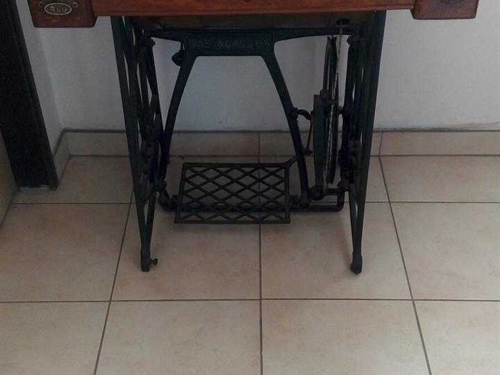 Šivaći stroj Rast&Gasser